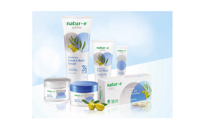 Natur-E White Brightening Hand and Body Serum, Serum Pencerah Tubuh dan Tangan yang Efektif